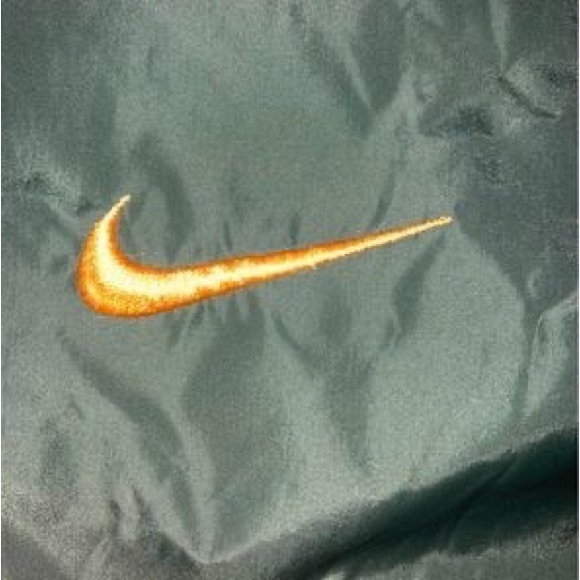 Vintage Youth Nike Windbreaker - Picture 3 of 6